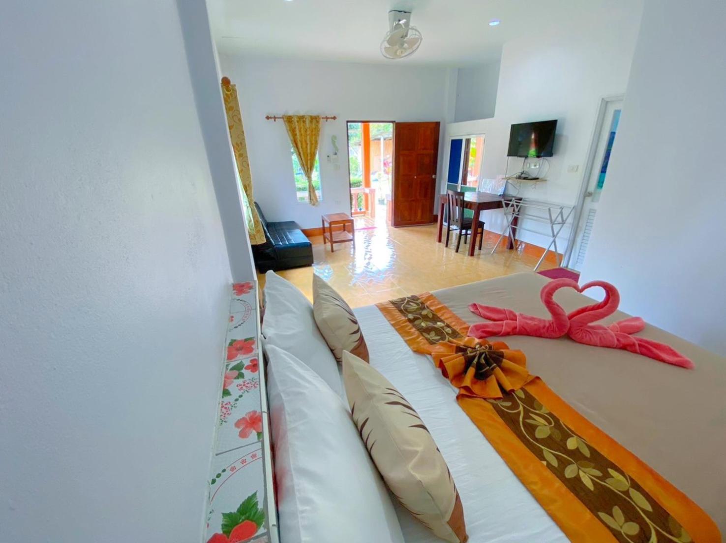 Hassana Garden Home 란타섬 외부 사진
